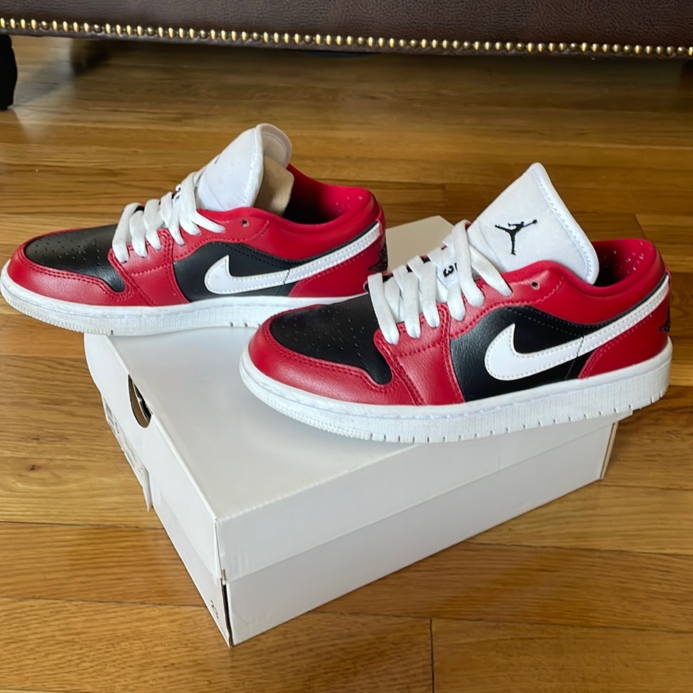 Womans Air Jordan 1 Low - ‘Chicago Flip’